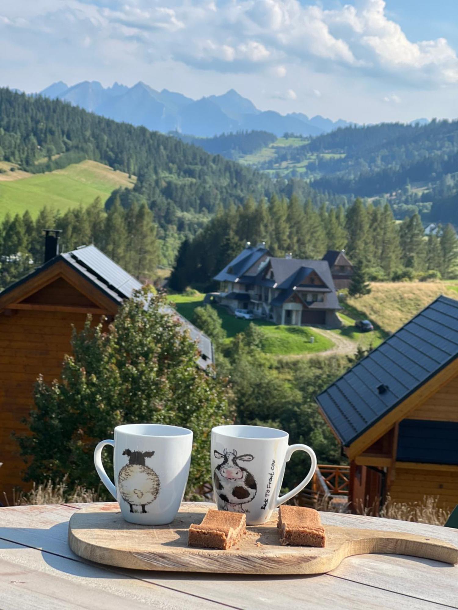 Houten Vakantiewoning "Reisnaarpolen" Royaal Ontbijt, Sauna En Hottub 차르나 구라 외부 사진