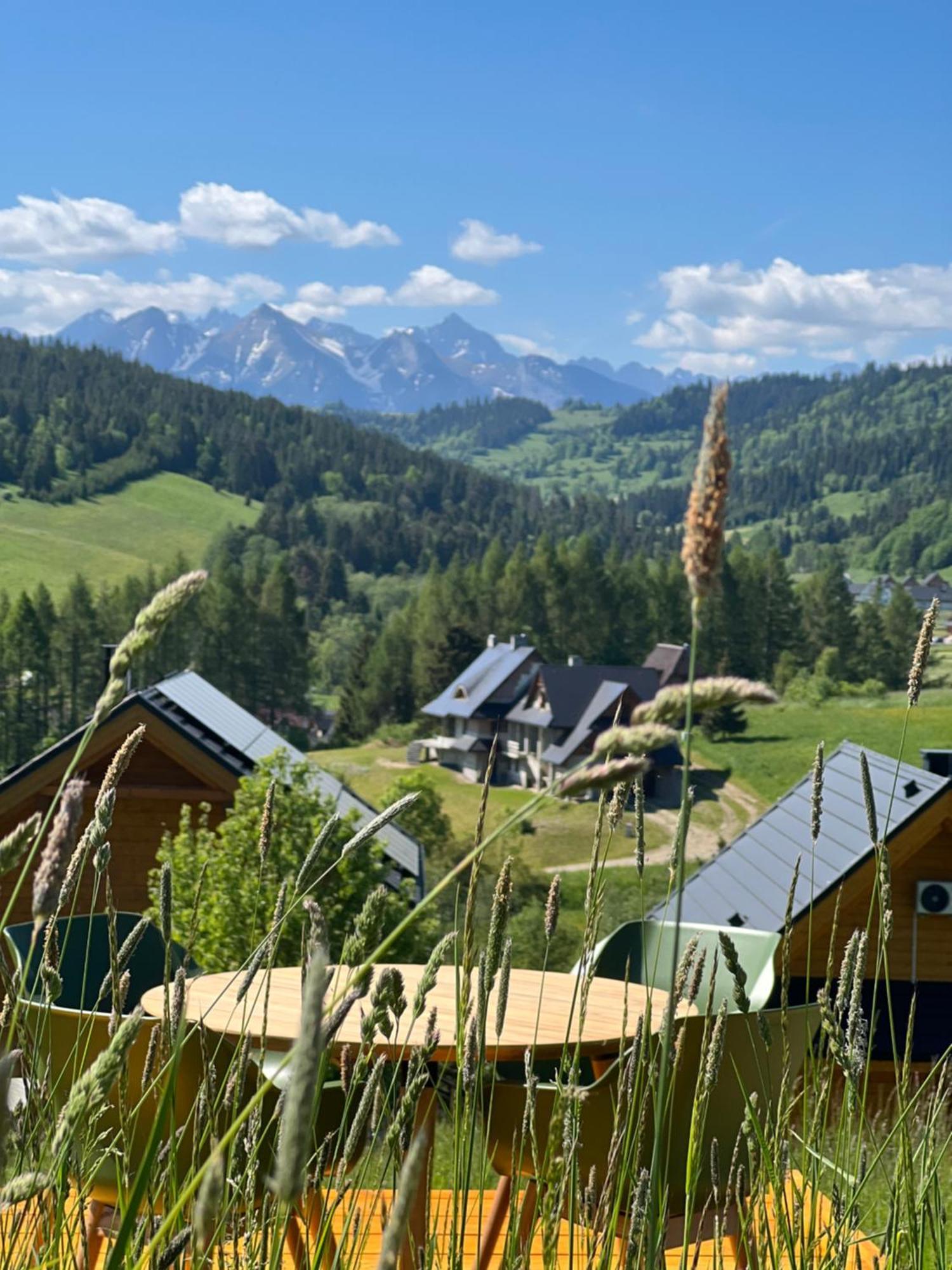 Houten Vakantiewoning "Reisnaarpolen" Royaal Ontbijt, Sauna En Hottub 차르나 구라 외부 사진